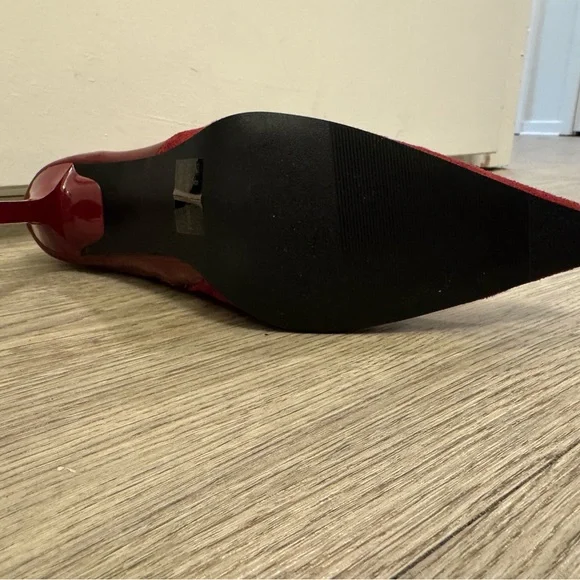 Splash Burgundy Heeled Boots - Picture 4 of 5